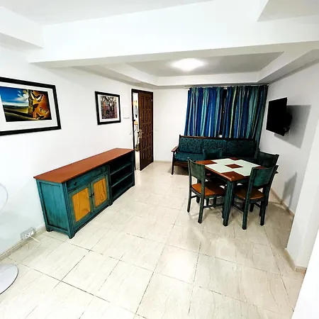 Comfy Flores 1e With Pool Costa Adeje (Tenerife)